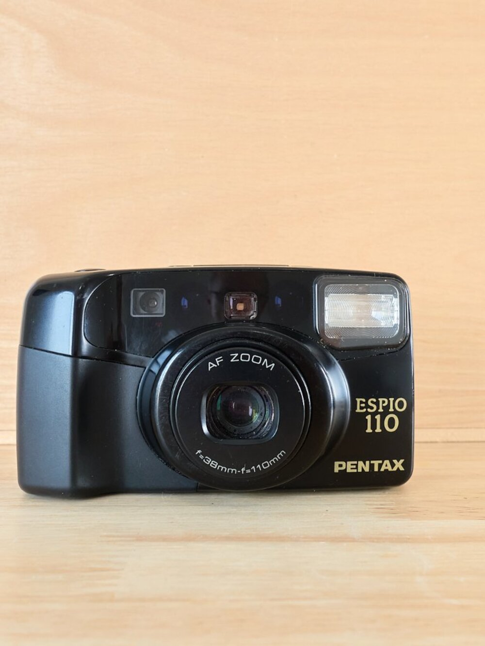 Pentax Espio 110 35mm Film Camera 38-110mm AF Zoom Tested Working Black